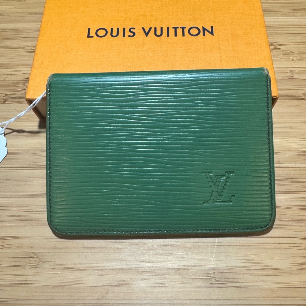 Louis Vuitton Green Epi Wallet Cardholder